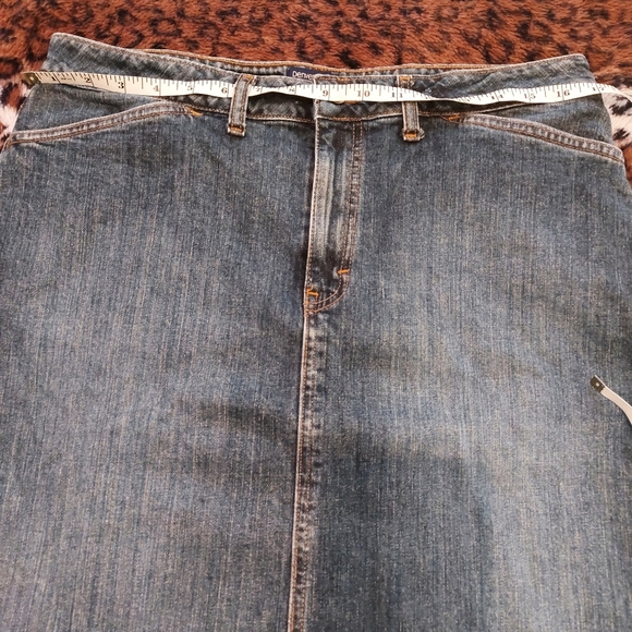 Jean skirt - Picture 3 of 4